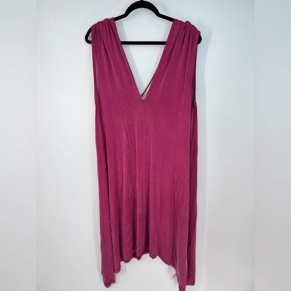 Eri + Ali Neck Tie V Neck Heavy Slinky Sharkbite Hem Capsule Shirt Dress